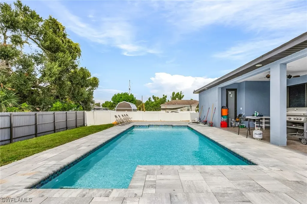 317 NE 29th Terrace Cape Coral FL 33909