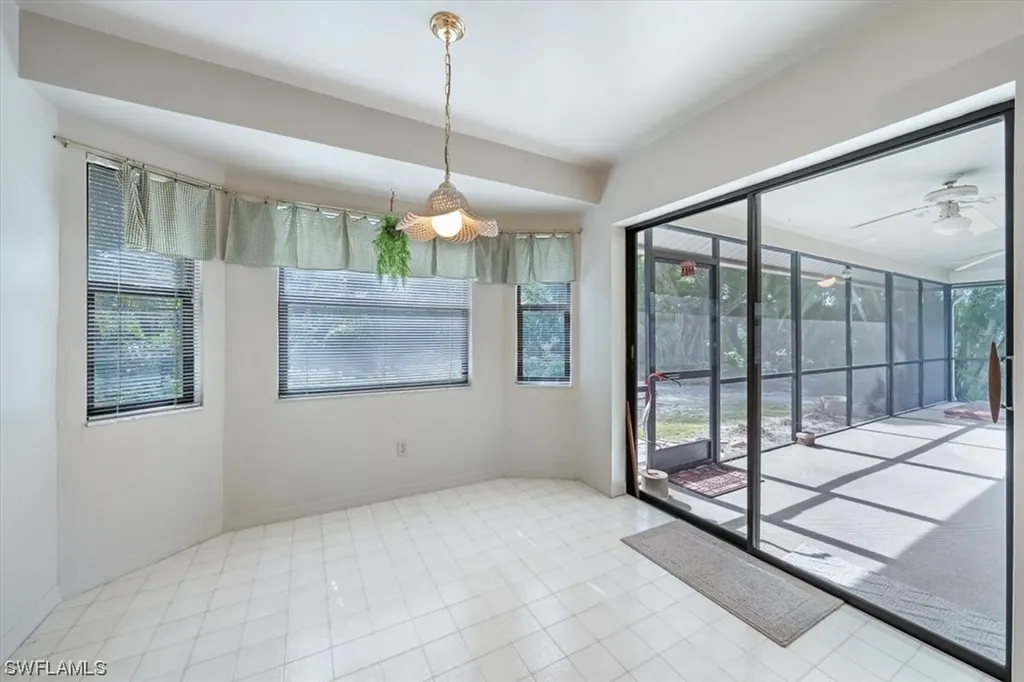 1115 Vinca Lane Naples FL 34105