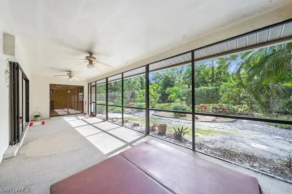 1115 Vinca Lane Naples FL 34105