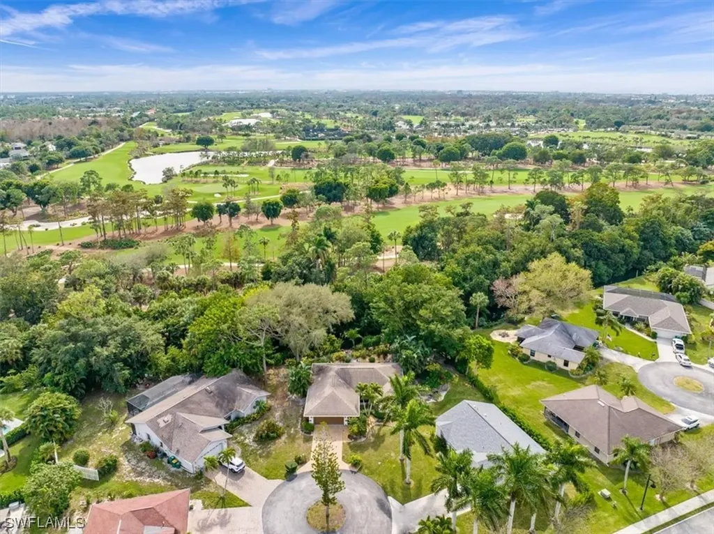 1115 Vinca Lane Naples FL 34105