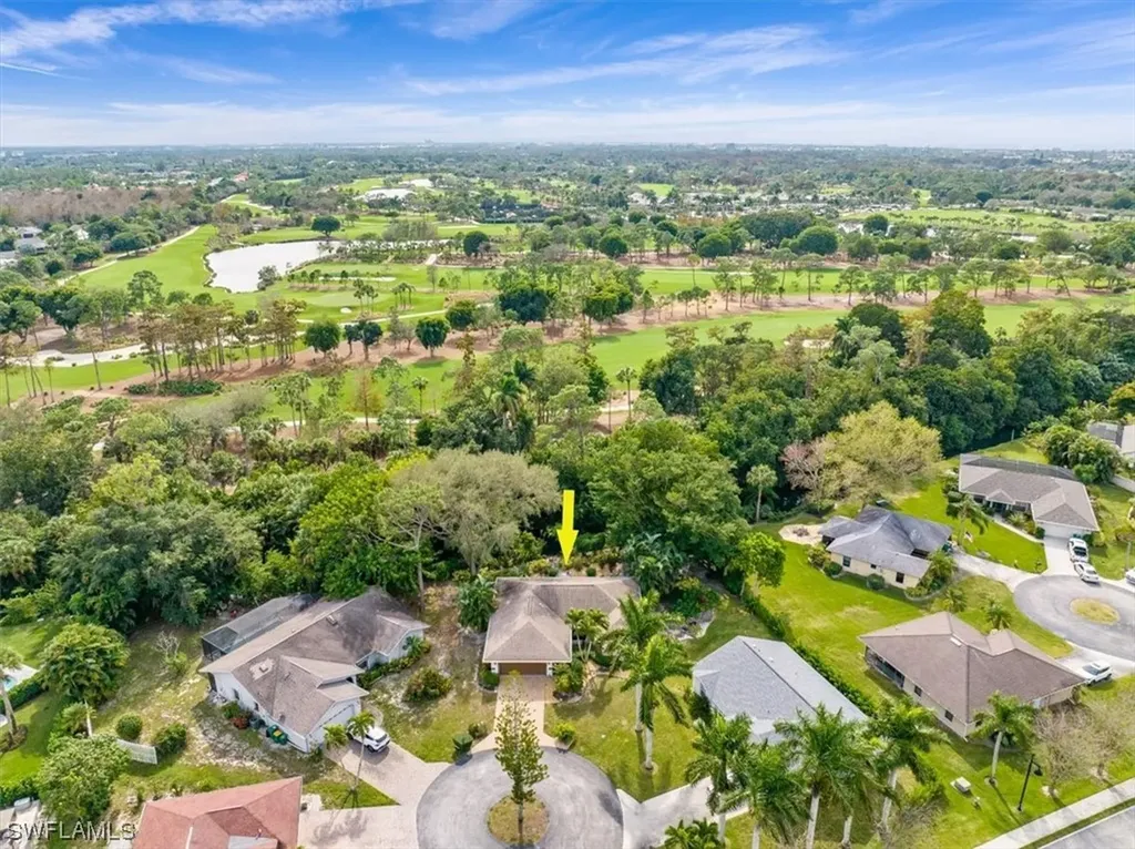1115 Vinca Lane Naples FL 34105