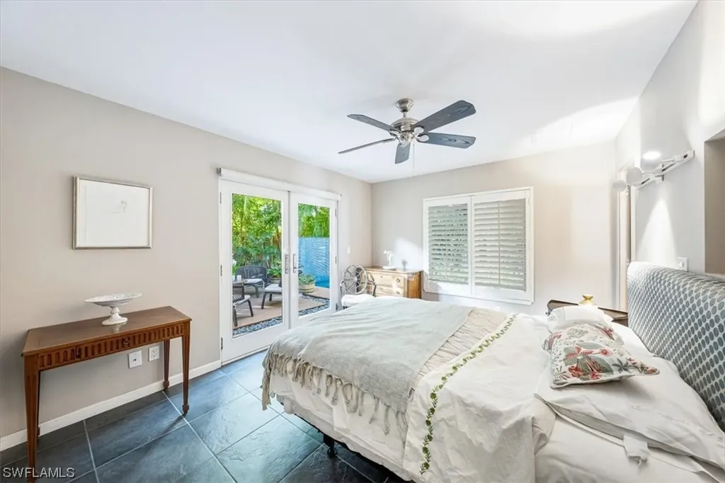 295 6th Street N Naples FL 34102