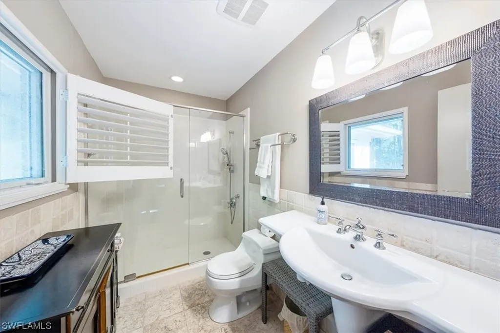 295 6th Street N Naples FL 34102