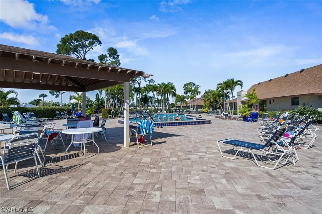 226 Memory Lane Naples FL 34112