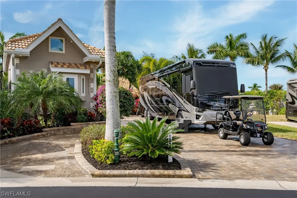 13411 Snook Circle Naples FL 34114