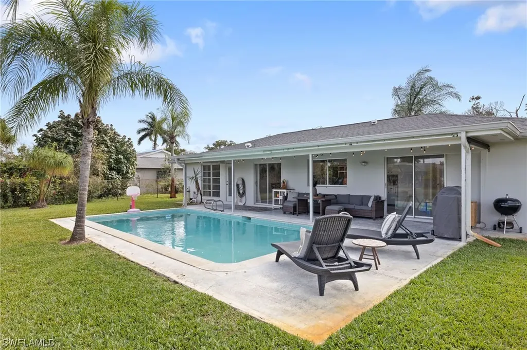 2379 La Salle Avenue Fort Myers FL 33907