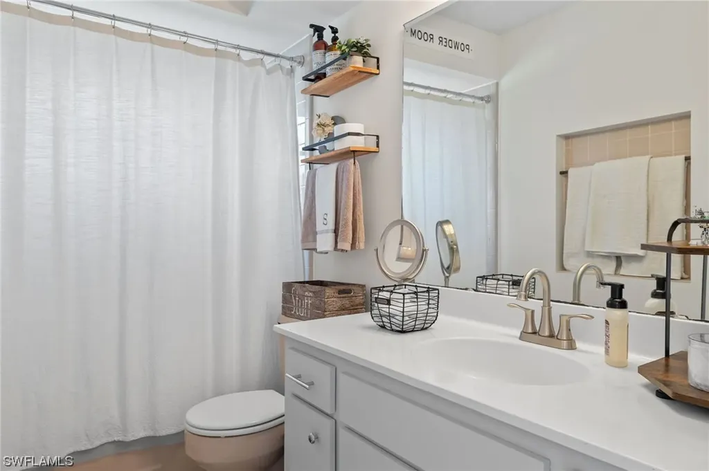 2379 La Salle Avenue Fort Myers FL 33907