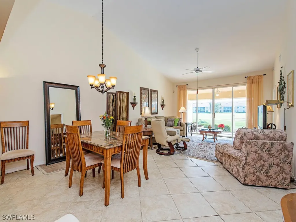 992 Marblehead Drive Naples FL 34104
