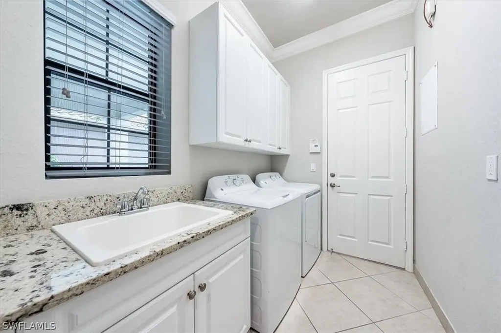 4184 Siderno Court Naples FL 34119