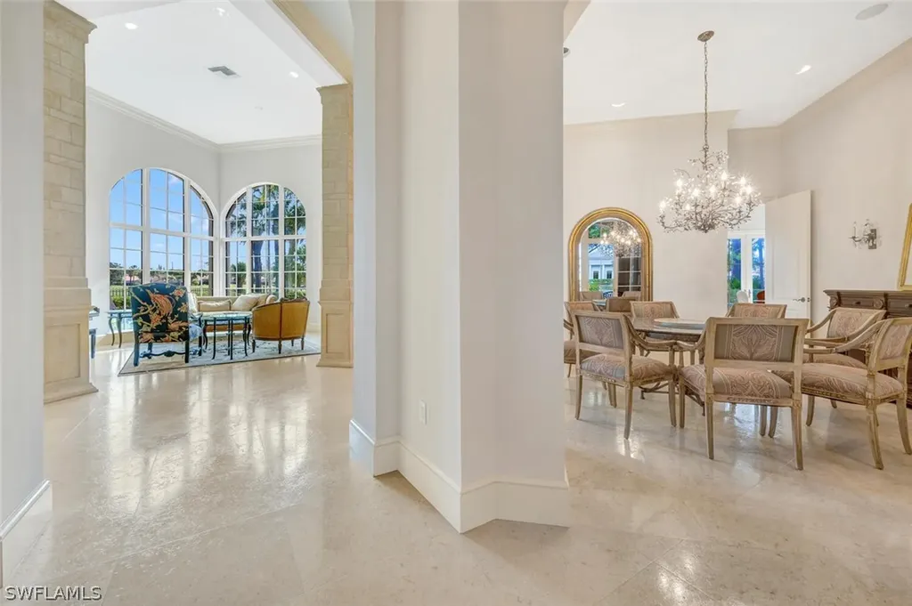 2932 Bellflower Lane Naples FL 34105