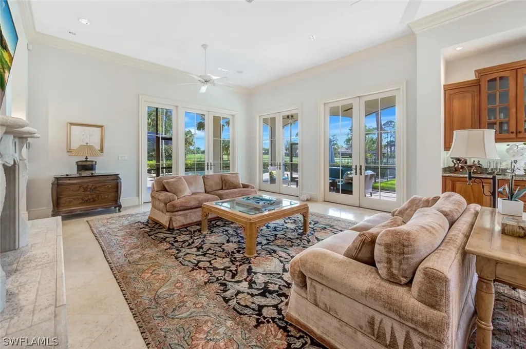 2932 Bellflower Lane Naples FL 34105