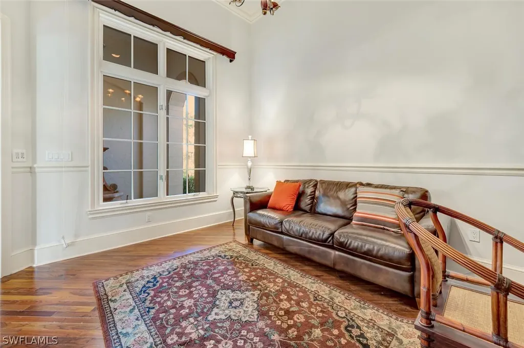 2932 Bellflower Lane Naples FL 34105
