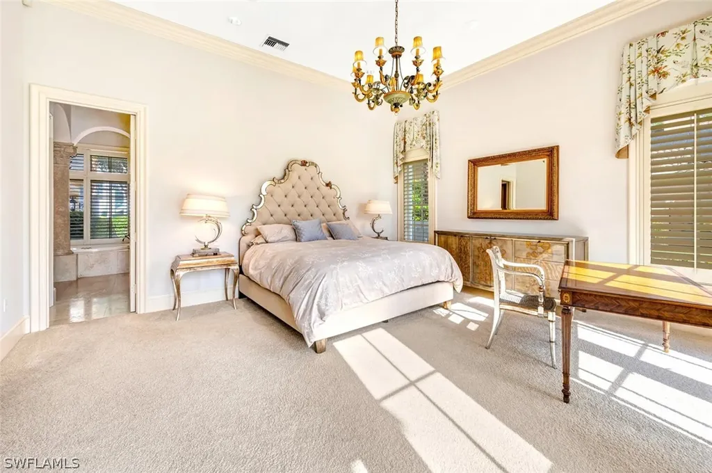 2932 Bellflower Lane Naples FL 34105
