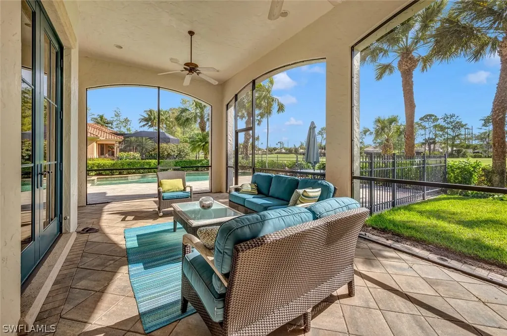 2932 Bellflower Lane Naples FL 34105