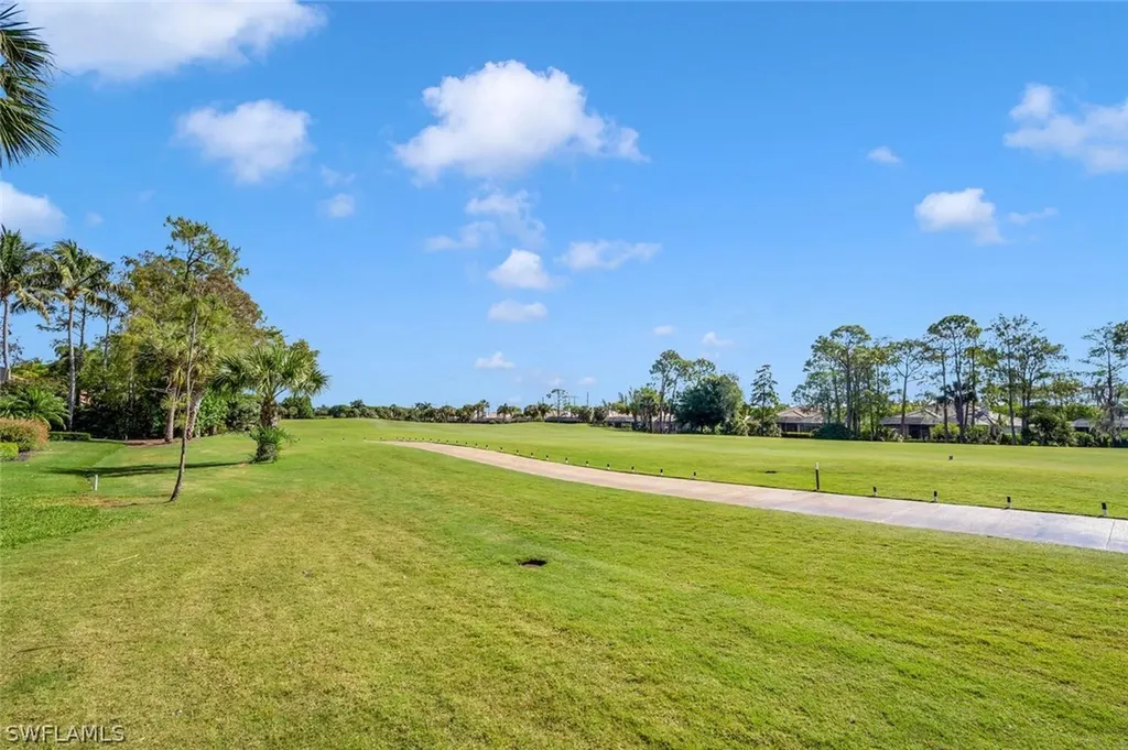 2932 Bellflower Lane Naples FL 34105