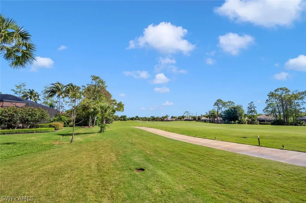2932 Bellflower Lane Naples FL 34105