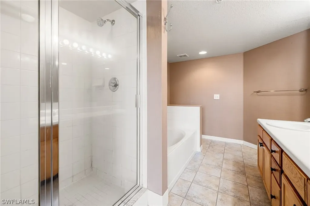 7915 Preserve Circle Naples FL 34119