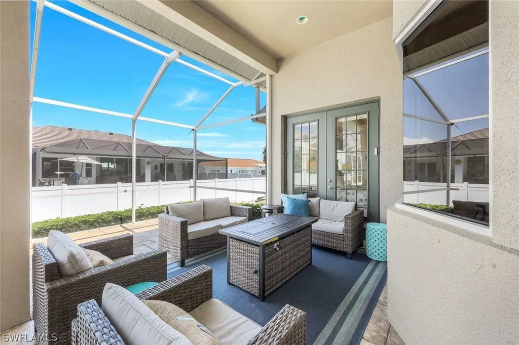 910 Montego Court Marco Island FL 34145