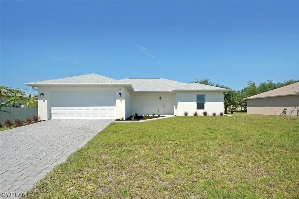 2104 NE 15th Place Cape Coral FL 33909
