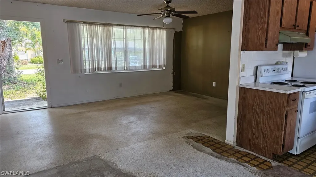 3088 Poinciana Drive Naples FL 34105