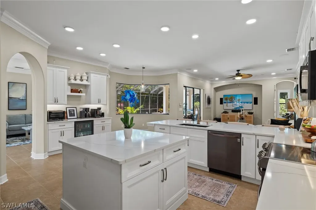 8796 Tropical Court Fort Myers FL 33908