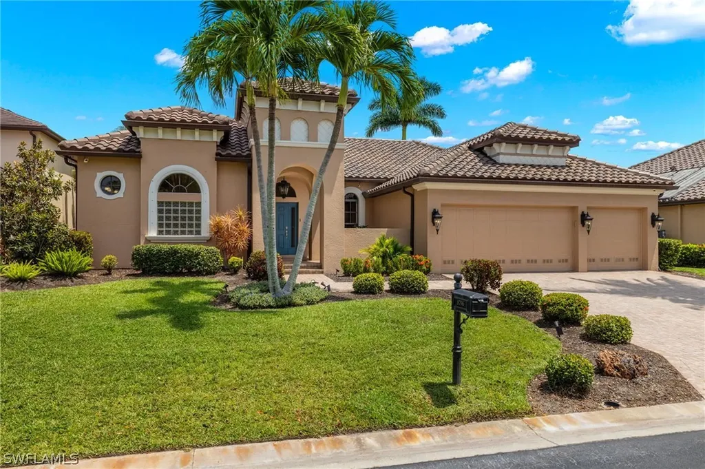 8796 Tropical Court Fort Myers FL 33908
