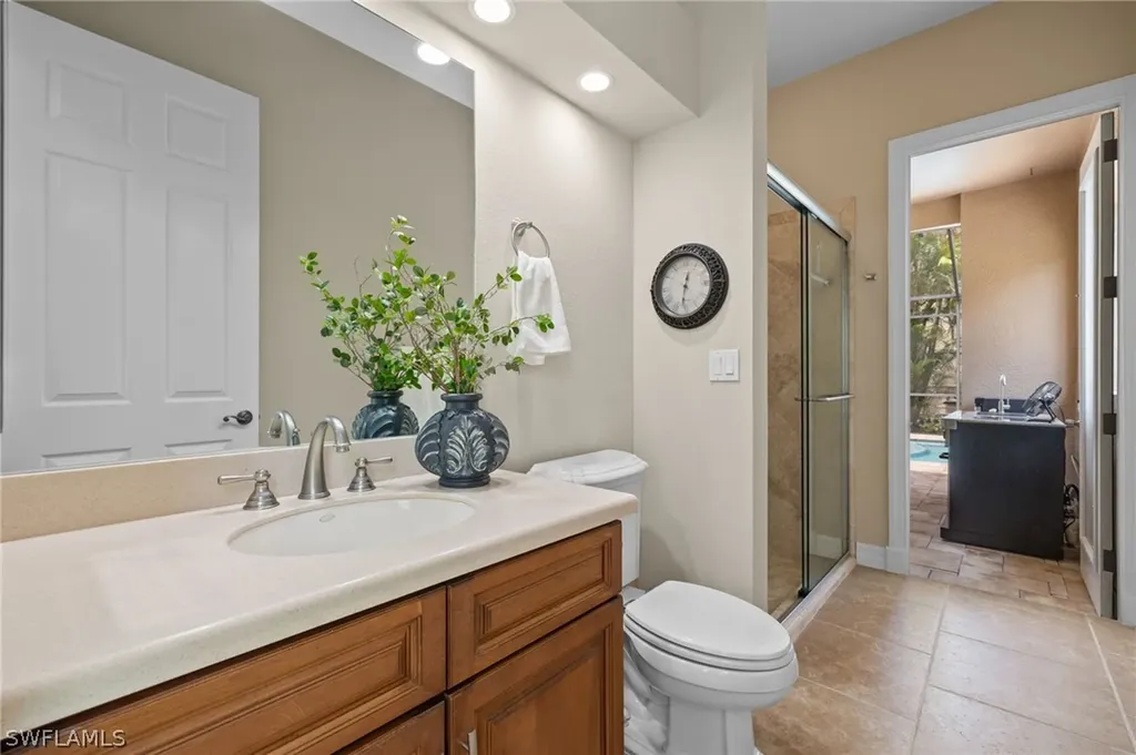 8796 Tropical Court Fort Myers FL 33908