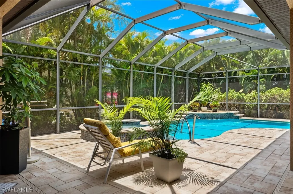 8796 Tropical Court Fort Myers FL 33908