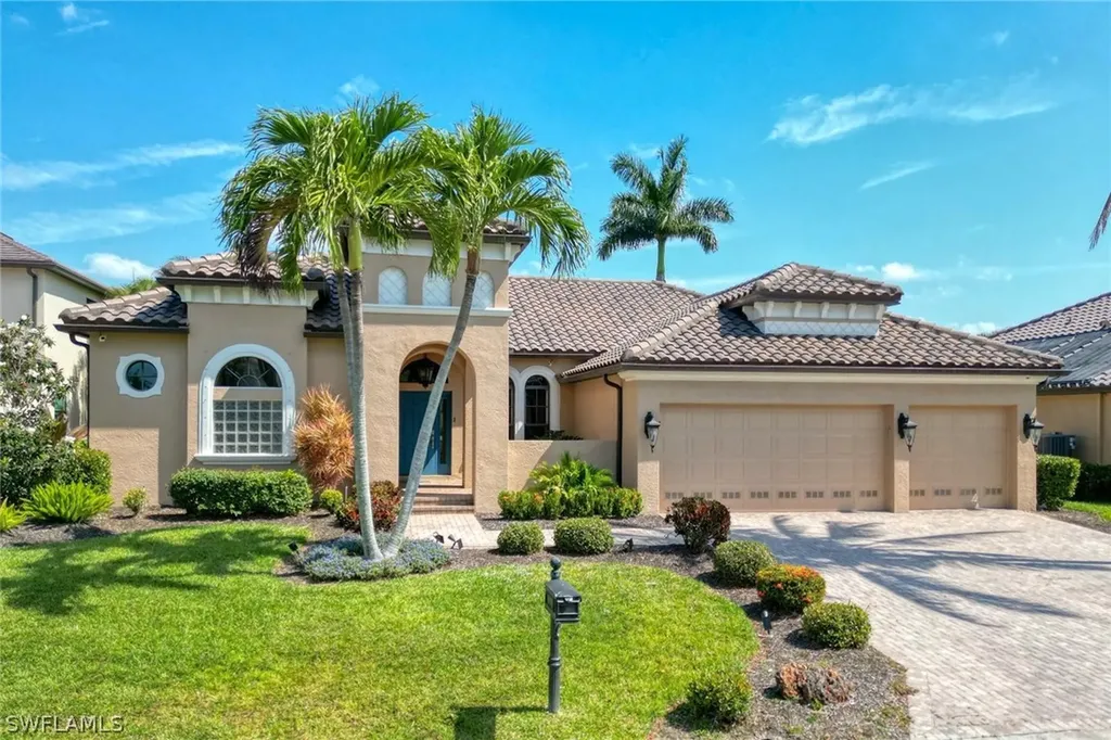 8796 Tropical Court Fort Myers FL 33908