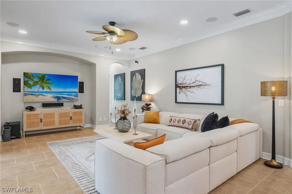 8796 Tropical Court Fort Myers FL 33908