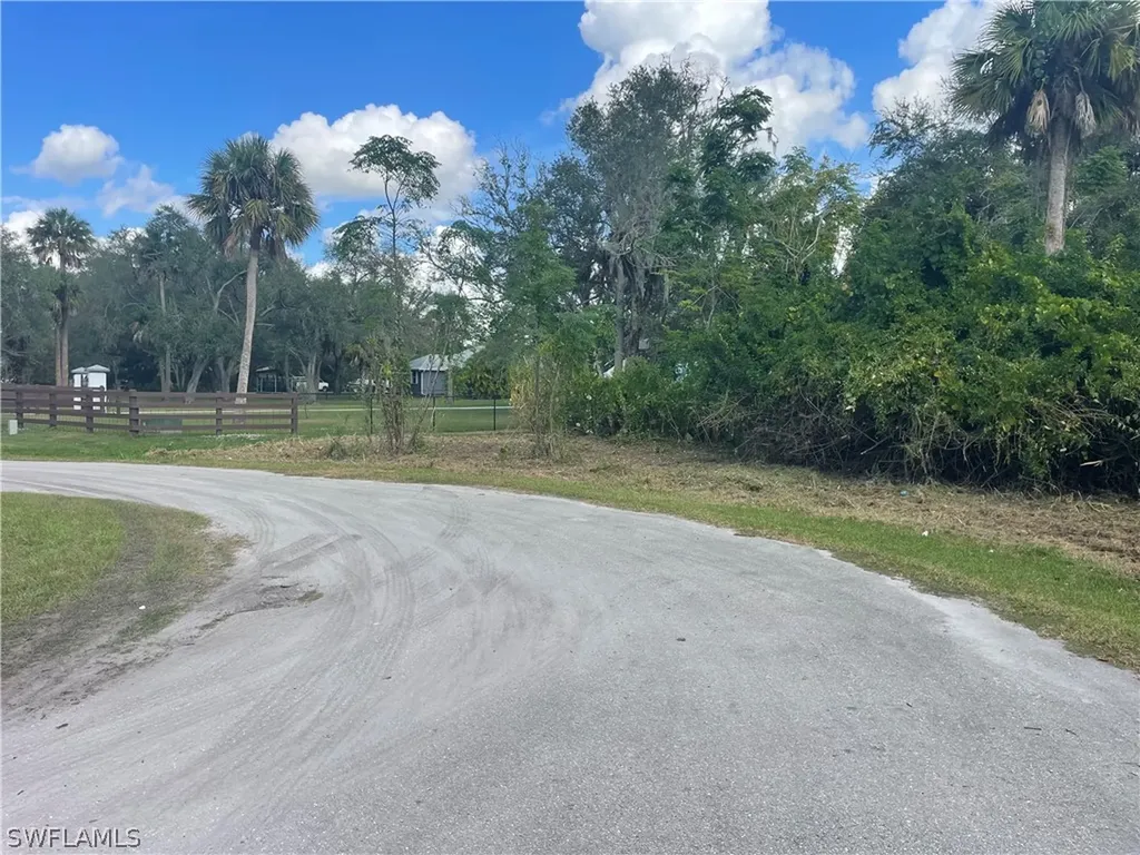 4741 Lone Pine Court Fort Myers FL 33905