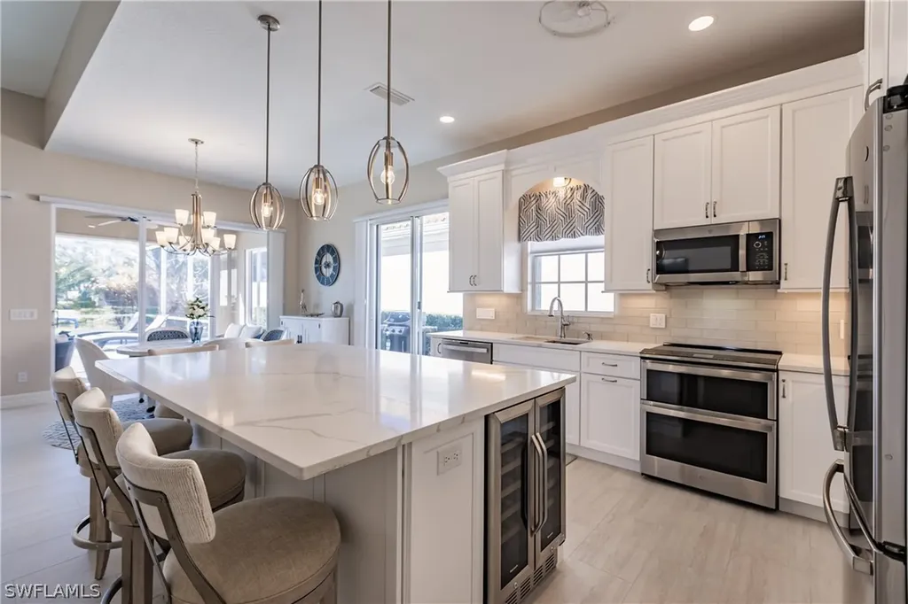 4353 Montalvo Court Naples FL 34109