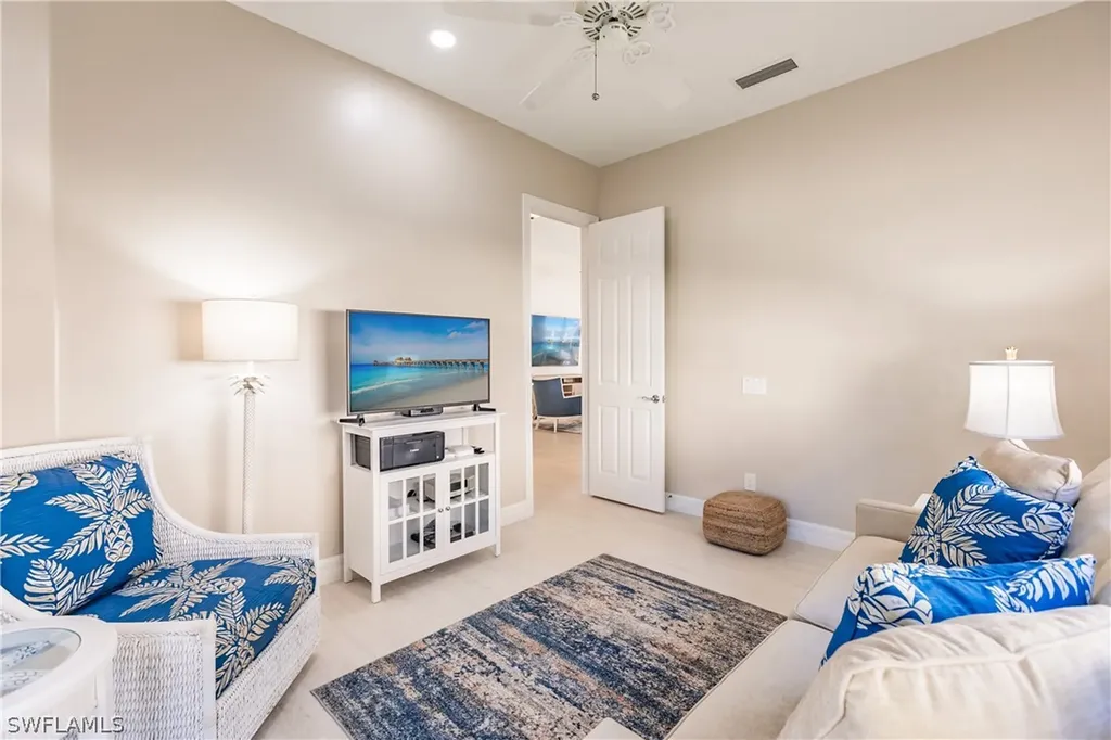 4353 Montalvo Court Naples FL 34109