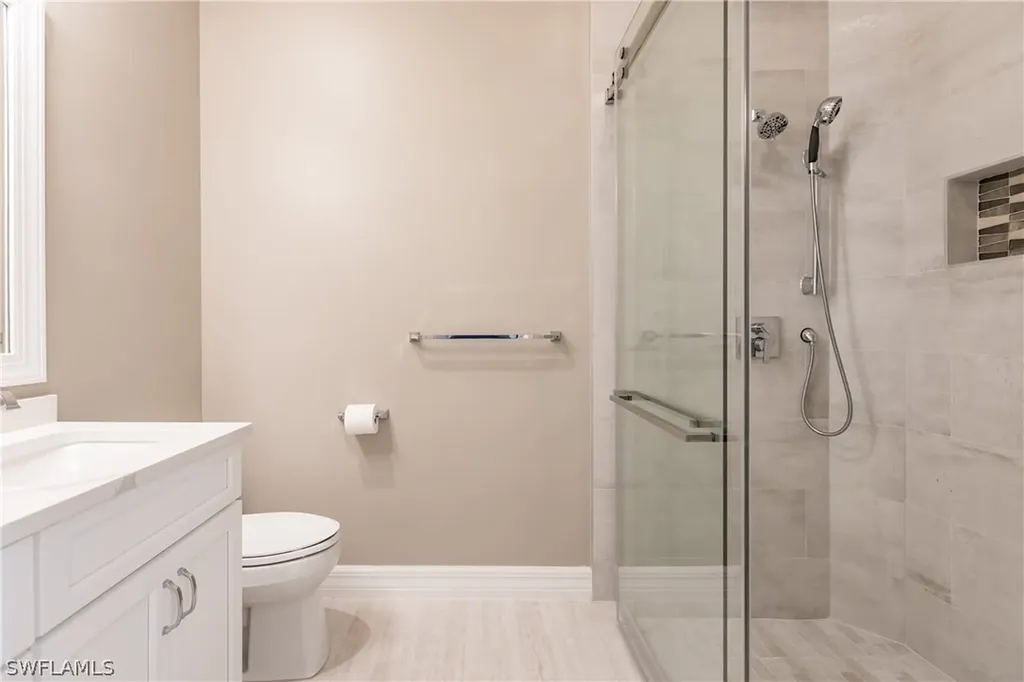 4353 Montalvo Court Naples FL 34109