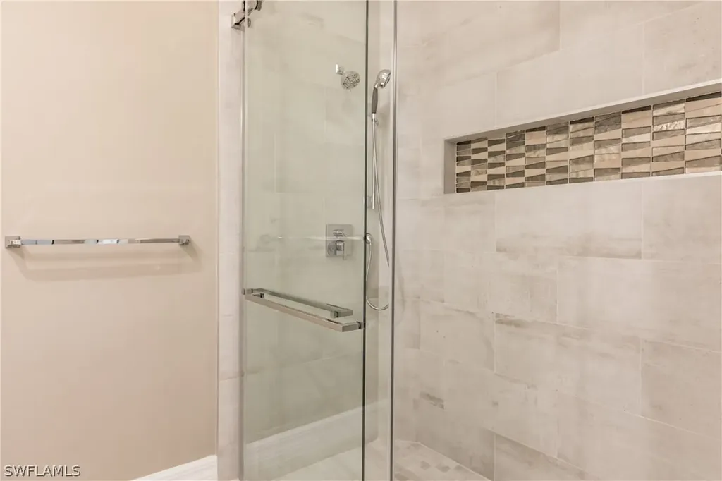 4353 Montalvo Court Naples FL 34109