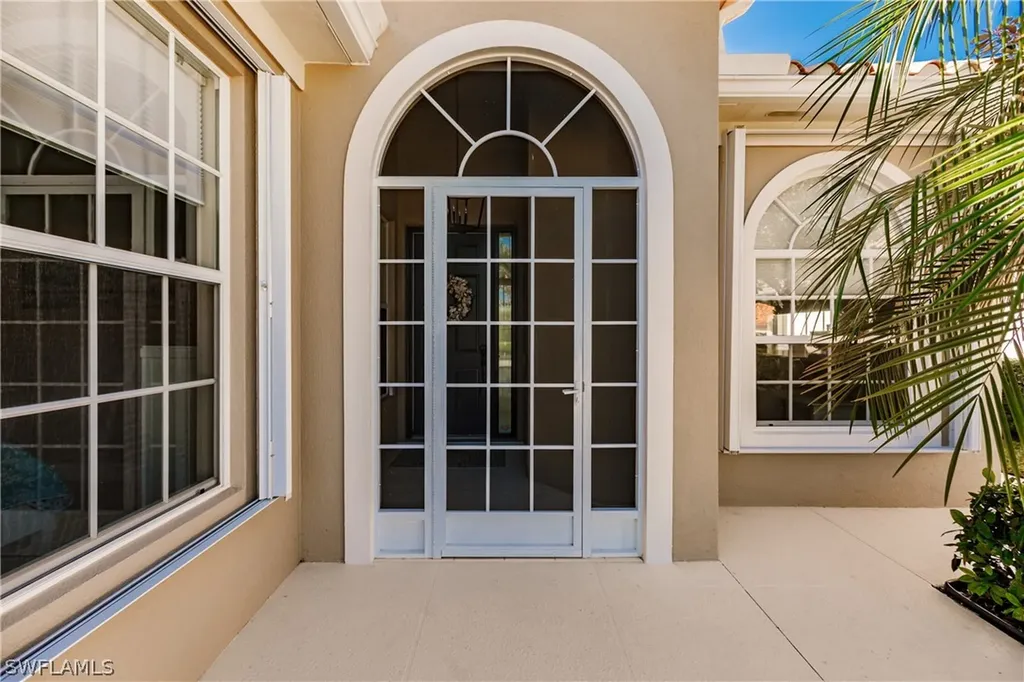 4353 Montalvo Court Naples FL 34109