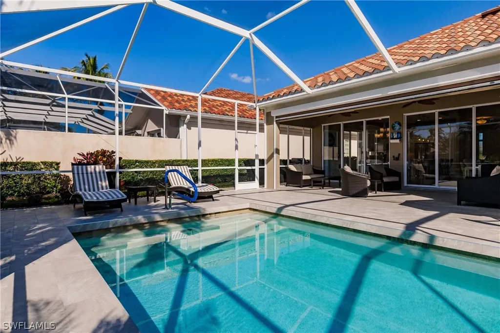 4353 Montalvo Court Naples FL 34109