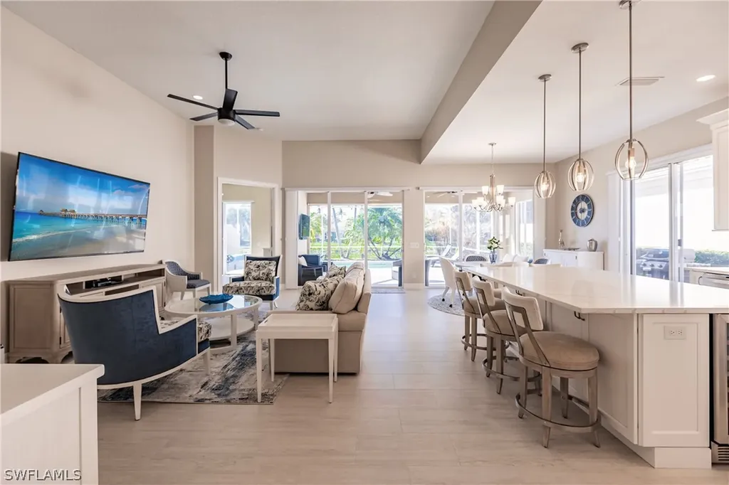 4353 Montalvo Court Naples FL 34109