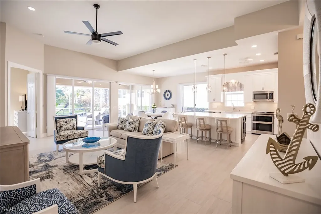 4353 Montalvo Court Naples FL 34109