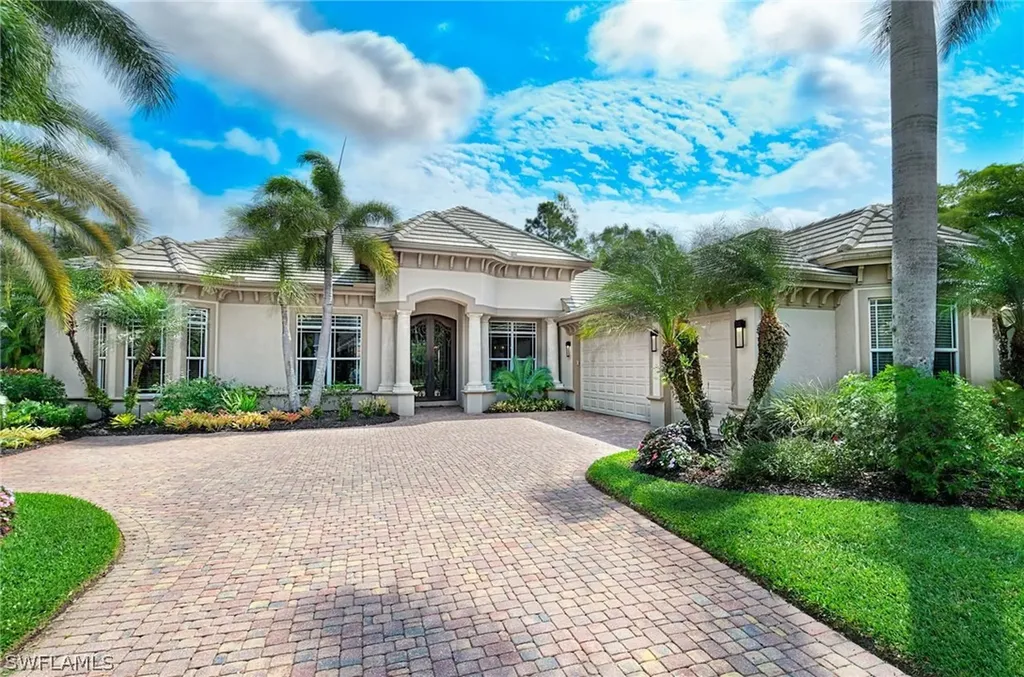 2982 Mona Lisa Boulevard Naples FL 34119