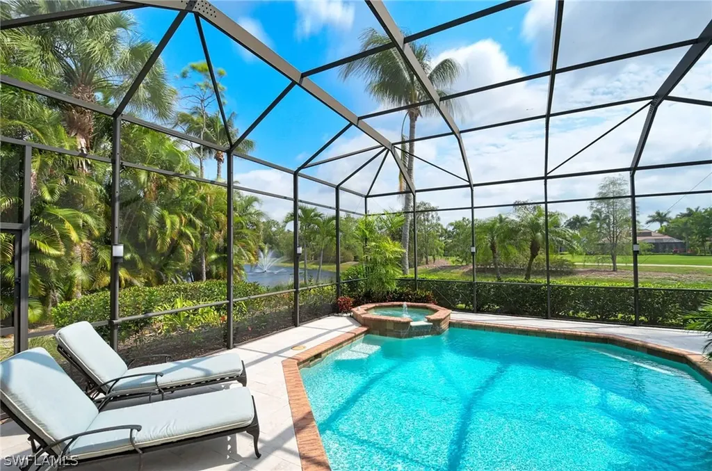 2982 Mona Lisa Boulevard Naples FL 34119