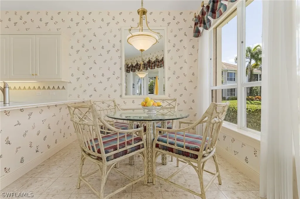 3211 Lancaster Drive Naples FL 34105