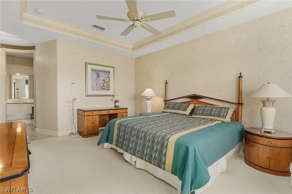 3211 Lancaster Drive Naples FL 34105