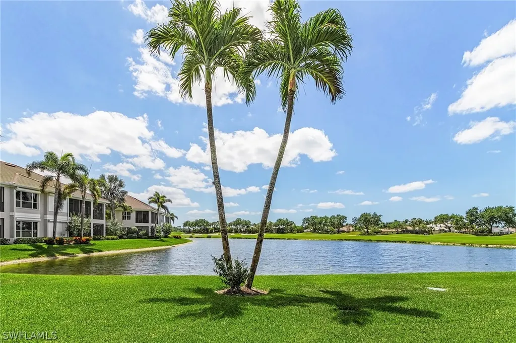 3211 Lancaster Drive Naples FL 34105