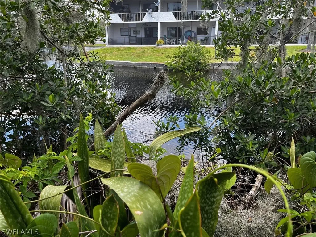 7204 + 7202 Maida Lane Fort Myers FL 33908