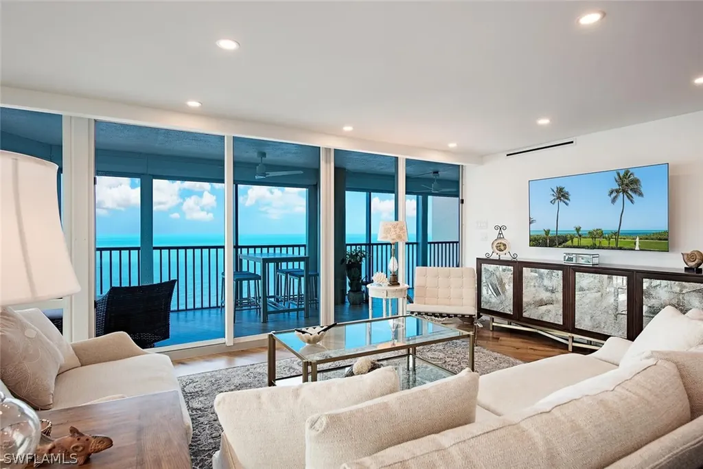 4651 Gulf Shore Boulevard N Naples FL 34103