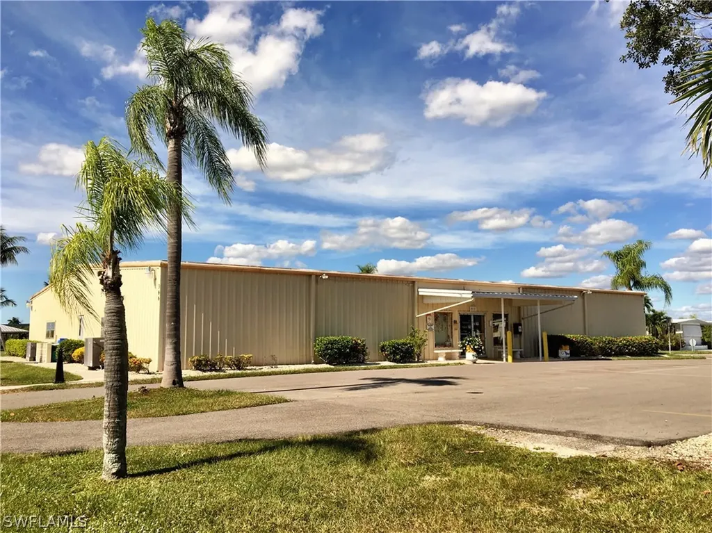 241 Tangerine Drive Fort Myers FL 33905