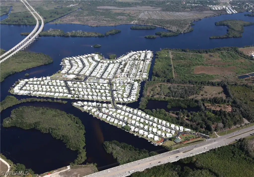 241 Tangerine Drive Fort Myers FL 33905