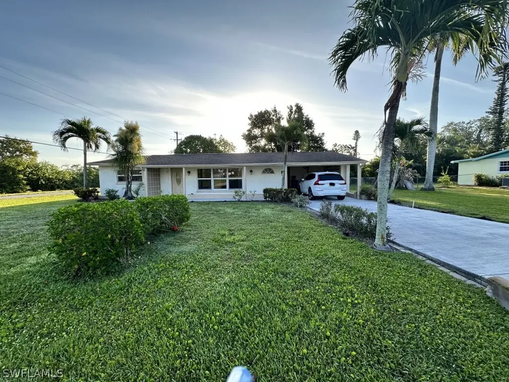 258 Maine Avenue Fort Myers FL 33905
