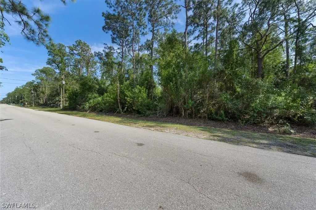 5080 Hickory Wood Drive Naples FL 34119